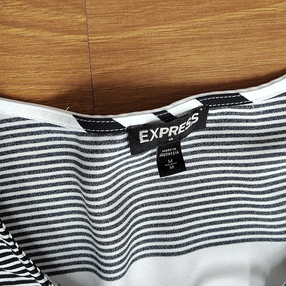Express Ladies Dress, Ladies Size Medium, Black and White Stripes - Picture 6 of 8